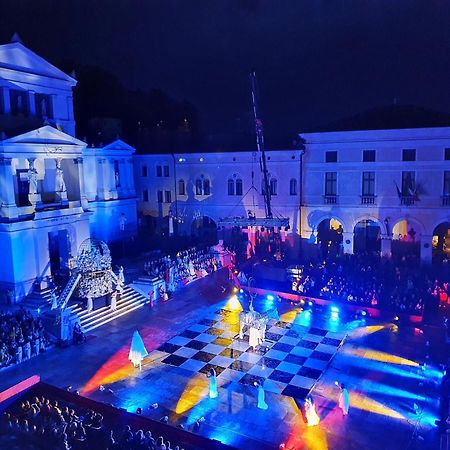 Апартаменты Attico Di Piazza Cima Конельяно Экстерьер фото